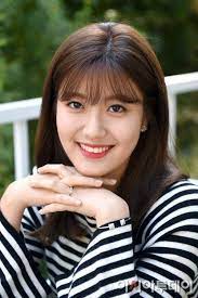 Njh fan fan sep 14 2017 1:07 am unforgettable ko bok shil & eun bong hee.superb nam ji hyun.keep shining and smiles jihyun ah! Interview Shopping King Louis Nam Ji Hyun I Want To Be An Easygoing Actress Korean Actresses Actresses Shopping King Louis