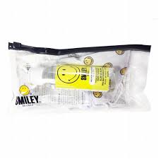 Eviter le contact avec les yeux, maintenir hors de portée des enfants. Smiley Originals Trousse Enfant Avec Masque Tissu Et Gel Hydroalcoolique Pharmacie En Ligne Prado Mermoz