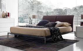 Mettiamo a disposizione della nostra affezionata clientela un ampio showroom, dove è possibile toccare con mano la qualità dei nostri mobili pregiati, della funzionalità delle nostre cucine e ogni dettaglio dei complementi d'arredo che potranno adattarsi ad ogni ambiente. Camera Da Letto Ed Armadi Ad Andria E Trani Le Chicche Home Design