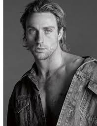 Kurt Bradford's Instagram, Twitter & Facebook