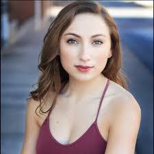 Rachel Mahar's Instagram, Twitter & Facebook