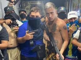 Facebook gives people the power to share and makes the world more open and connected. Detuvieron Al Trapero Zaramay La Foto Que Lo Mando A La Carcel Cronica Firme Junto Al Pueblo