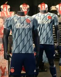 Donderdag maakte ajax op opvallende wijze het nieuwe uitshirt bekend. Blue Ajax Shirt 2020 21 Football Kit News New Soccer Jerseys 2020 2021 Season Shirts Strips