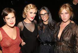Demi moore stars in new swimsuit campaign alongside her three daughters. Demi Moore Daughters In Swimwear Set The Internet On Fire