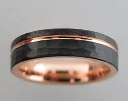 Black And Rose Gold Mens Wedding Band Tungsten Hammered Black Brushed Tungsten Carbide 6mm Unisex Band With Rose Gold Interior S Rose Gold Mens Wedding Band Mens Wedding Bands Tungsten Gold Wedding Shoes