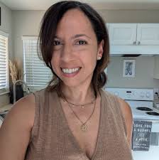 Ilhan Omar refuses to give condolences or condemn the ass*ssination of two  Israeli diplomats in DC by a radical pro-Palestine activist. When asked for  a comment, her response: “I'm gonna go for