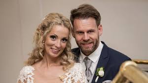 Wieder Jawort Hochzeit Auf Ersten Blick Cindy Will Antrag Promiflash De