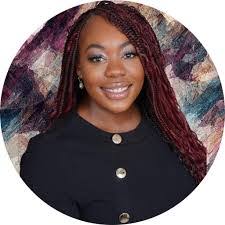 Mikayla Archer's Instagram, Twitter & Facebook