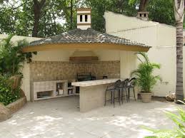 Large backyard patio area.3006 w 73rd st, los angeles, ca 90043 3. Palapa Con Asador Equipado En Patio Disena Asadores De Patio Palapa Con Asador Y Disenos De Parrillas