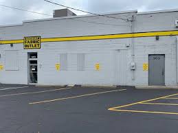 Live stock check is available on outlet fabrics. Discount Fabric Outlet 303 W 14 Mile Rd Clawson Mi Fabric Shops Mapquest