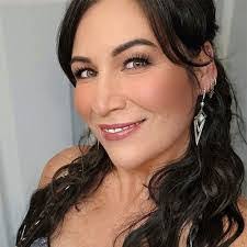 Jacqueline Dukes's Instagram, Twitter & Facebook