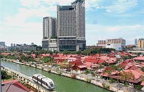 Nama kampung morten berasal sempena mengambil nama j.f morten iaitu seorang pengawai tanah british di melaka telah memindah penduduk melayu dari kampung jawa ketika dibawah penjajahan. Kampung Morten Is Where Tourists To The Historical City Get A Taste Of Local Culture The Star