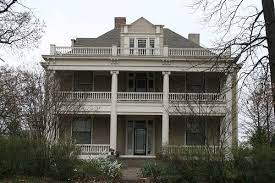 Frierson House Built 1885 Jonesboro Ar Born In Jonesboro Always Loved The Old House Like Frierson Jonesboro Arkansas Antebellum Homes Pretty House