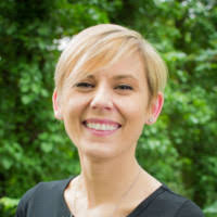 20+ "Amanda Mears" profiles