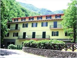 La consultazione di questa pagina con il navigatore utilizzato non è garantita dall'editore del sito. Casa Della Carita Di Pianaccio