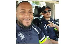 Alan Howell: Despues di 35 aña bou maneho di POR Cupero Policial a cambia  su uniform