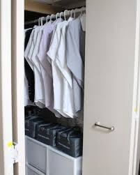 スーツ収納特集 クローゼットから一時保管まで 使える収納術をご紹介 folk クローゼット 収納 スーツ 収納 クローゼット