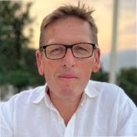 100+ "Andy Phipps" profiles