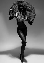 African Woman Art Black And White African Fashion Photography Google Search Black Women Art Black Beauties Fashion Photography