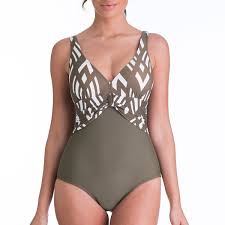 Ce produit fait partie de l'ensemble maillots de bain miraclesuit : Maillot De Bain 1 Piece Gaine Integree Et Bonnet Coque De Deidad