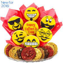tell dad happy father s day with emoji cookies from cookies by design fathers day cupcakes emoji gifts happy fathers day