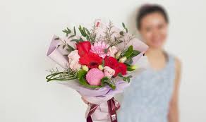 Hang flowers upside down in a warm dry space and they will air dry, a spray of hairspray will prevent any petals falling. What It Means To Receive Flowers From A Girl S Perspective 24hrs City Florist