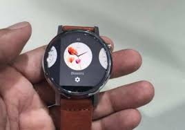 Motorola Launches Moto 360 2nd Gen Smartwatch In India