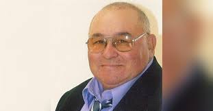 Wallace Whitten Obituary