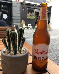 Grolsch Weizen In Bucharest Grolsch Grolschbeer Grolschweizen Weizen Weizenbier Wheatbeer Beer Bier Beerpic Corona Beer Bottle Beer Hot Sauce Bottles