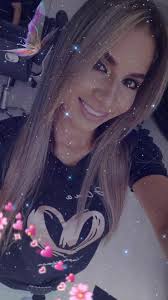 Jennifer Alvear's Instagram, Twitter & Facebook