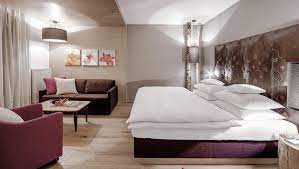 Gefällt 56.712 mal · 352 personen sprechen darüber · 4.119 waren hier. Wellnesshotel Muhlviertel Urlaub Hotel Im Bohmerwald Inns Holz Spa Wellnesshotel In Oberosterreich Beauty Wellnessurlaub Hotel Almesberger S