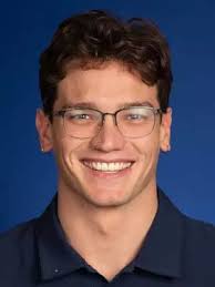 Daigle and Mitchell Finish 1-2 in 400 IM