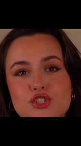 Dedicar Indirectas: Expresar Sentimientos con Videos