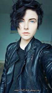 Emo hairstyles for guys emo haircuts boy hairstyles cute emo guys hot emo boys emo mode boys colored hair emo people emo scene hair. Emo Boy Short Hair Styles Androgynous Hair Which Hair Colour
