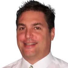 Derek Eisenberg's Instagram, Twitter & Facebook