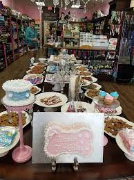 Did You Know We Make Birthday Cakes Call Woof Gang Bakery Palm Beach Gardens Today To Learn More Make Birthday Cake Dog Treat Recipes Bakery