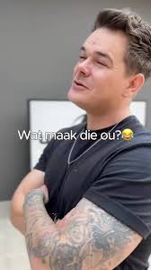 Uhm ja, die ou is so effens #ANDERS sou ek sê., Hierdie Vrydag, ANDERS  orals beskikbaar 🕺🏻, #nuwemusiek #afrikaans #afrikaansemusiek