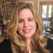 Heather Smith Sawyer (@HSmithSawyer)