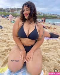 Cchristineabadir  Christine Abadir  christineabadir Nude Leaked OnlyFans  Photo 22 - Fapello