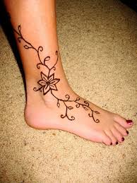 35 New Easy And Simple Mehndi Henna Designs For Beginner Girls Entertainmentmesh Henna Designs Feet Foot Henna Henna Tattoo Designs