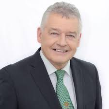 A Brilliant atmosphere at the Mick O'Sullivan Family Fund Raiser. Thanks to  everyone that made it possible,and the many people who gathered along the  route to encourage and support us. The Thatched