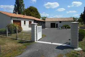 Gite Entre Perigueux Et Brantome Dans Le Perigord En Dordogne Location Vacances A Chateau L Eveque Clevacances