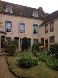 Marcel Proust 1871 1922 La Maison De Tante Leonie Illiers Combray France Maison Jardins