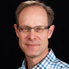 Voices of Excellence from Arts and Sciences • Listen