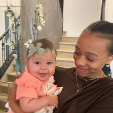 Merry Christmas 🤍 So happy to be home with my family!!!