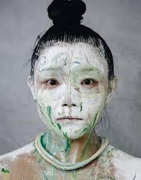 Interview: Xie Rong's Gesture, Body, and Voice