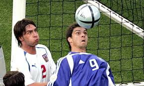 Η τσεχία είναι παρούσα σε όλα τα euro από τη στιγμή που διασπάστηκε η πρώην τσεχοσλοβακία (που κατέκτησε τον τίτλο το 1976) με καλύτερες πορείες τη δεύτερη θέση του 1996 και την ήττα στα ημιτελικά. San Shmera H Ellada Ston Teliko Toy Euro 2004 Pics Vid Allaboutaris Com