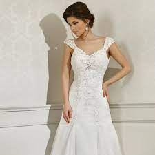 Check spelling or type a new query. Hochzeitskleider Brautkleider In Wien Lia Brautmoden