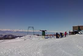 L'hotel é a conduzione familiare e la gestione curata direttamente dai proprietari é la migliore garanzia per un soggiorno San Giacomo Di Roburent Sciare Nel Monregalese Su 35 Km Di Piste