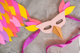 Diy Bird Costume For Kids Colorful Cardboard Bird Costume Diy For Halloween Bird Costume Bird Costume Kids Wings Costume Diy